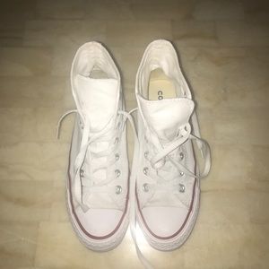 White high top Converse, men’s 6 women’s 8